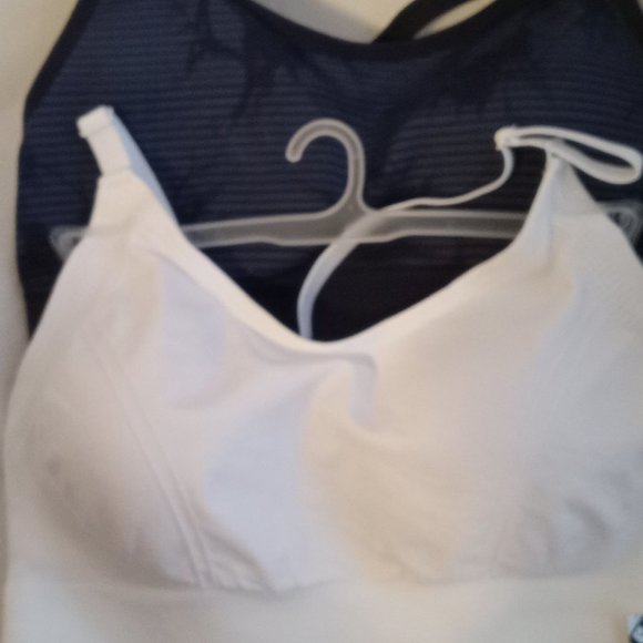 Bras Seamless Adjustable Sports NWT 2 Bras as Set White & Navy Blue - Picture 2 of 10